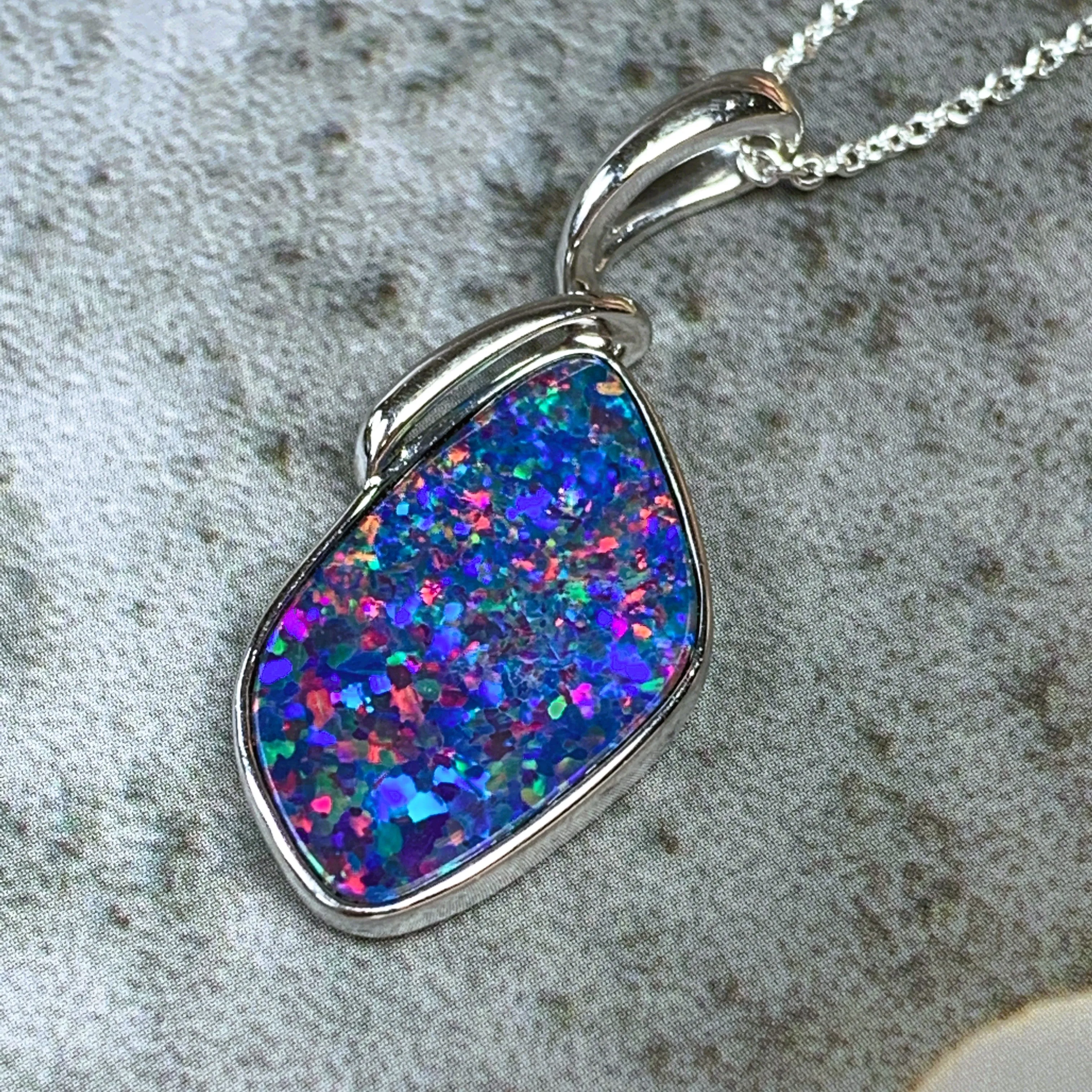 14kt White Gold Red Opal 8.2ct Doublet pendant