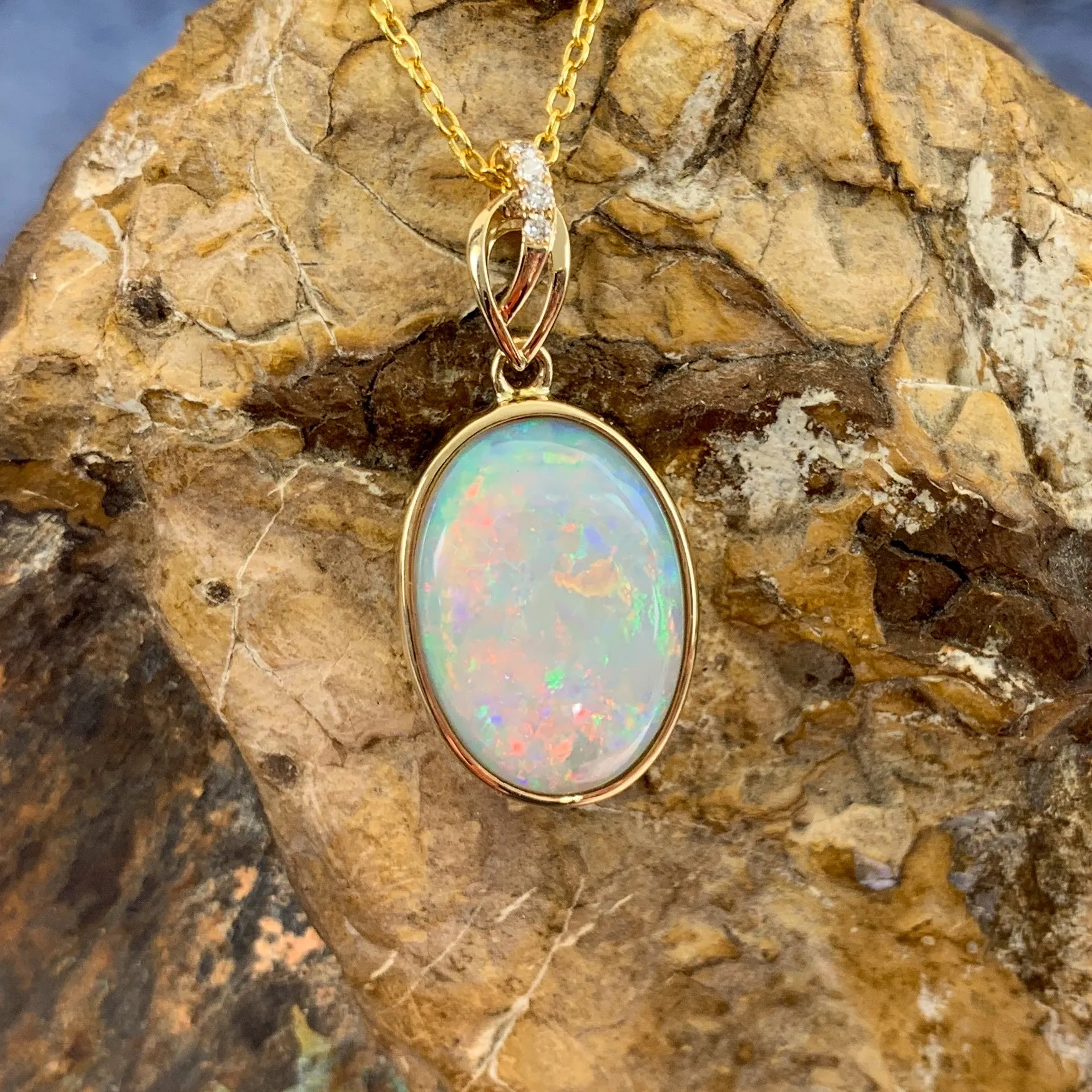 14kt Yellow Gold pendant White Opal and Diamond