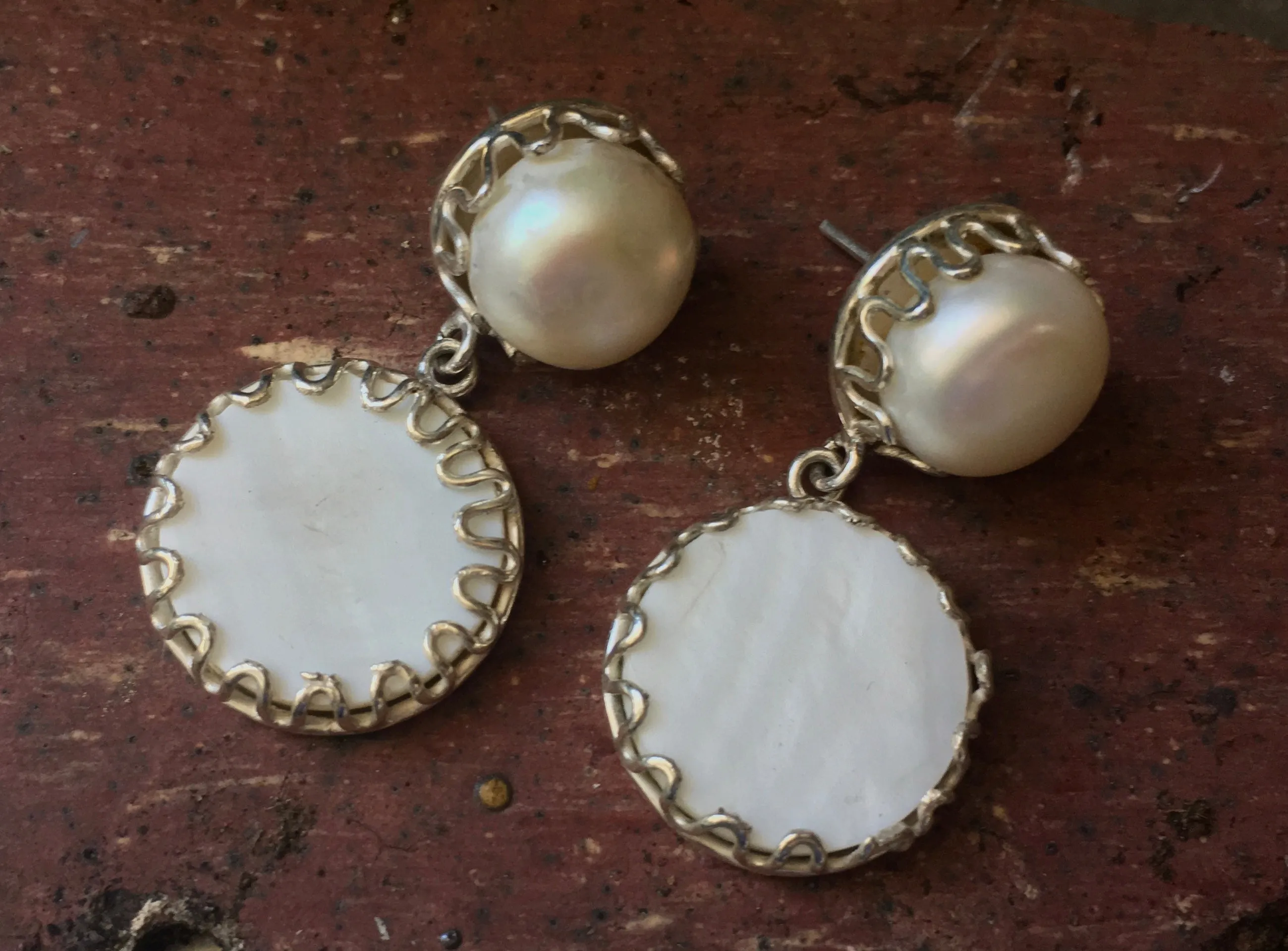 'Aspen Snowdrop' Lustrous Baroque Pearl top Mother of Pearl & 925 Silver drop Statement Drop Earrings