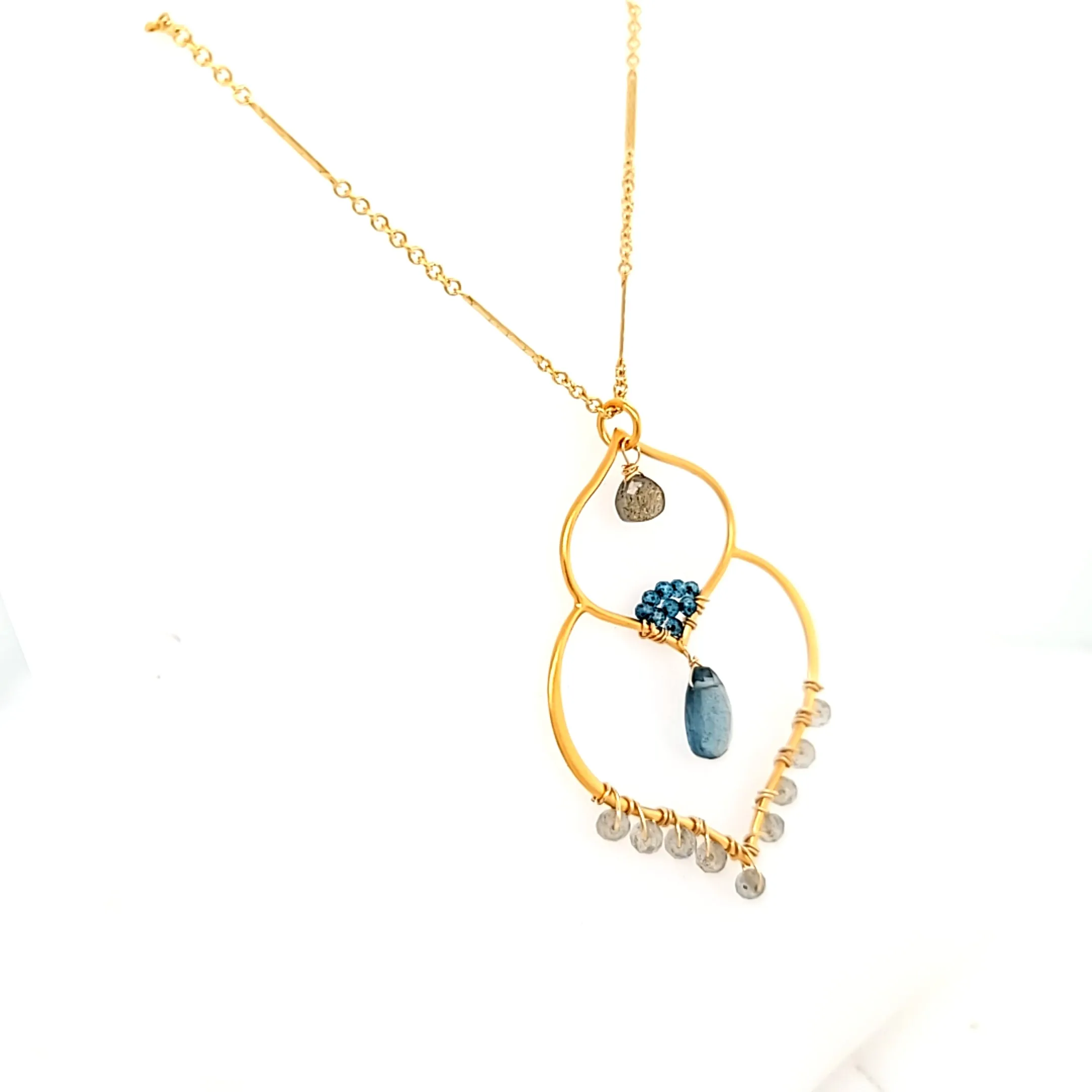 AVF Gold Moroccan Inspired Labradorite, Moss Aqua & Quartz Chain Necklace (SI3707)