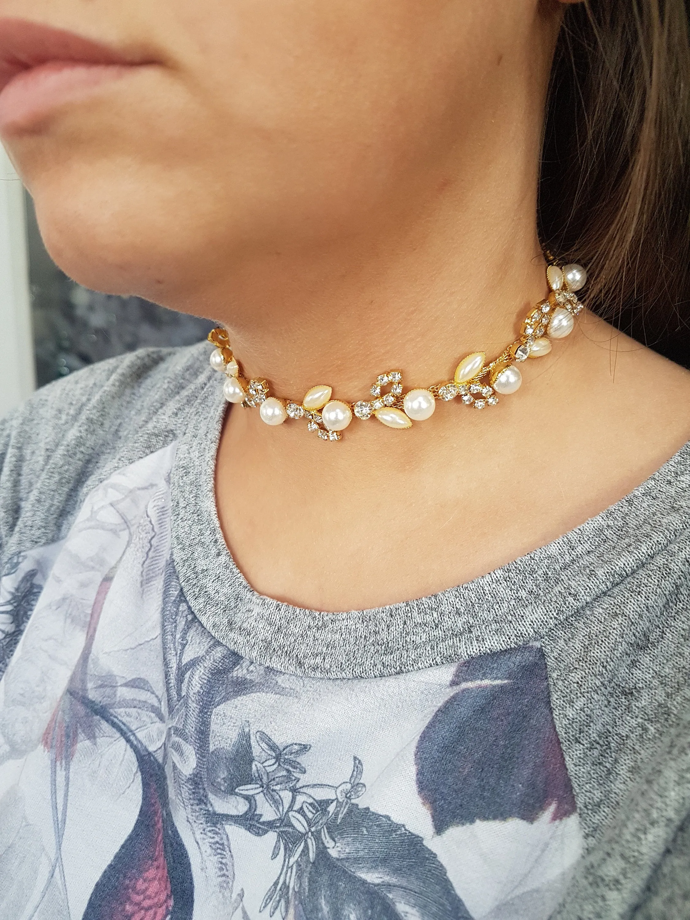 CHOKER NECKLACE,  Rhinestone Crystal silver or gold tone