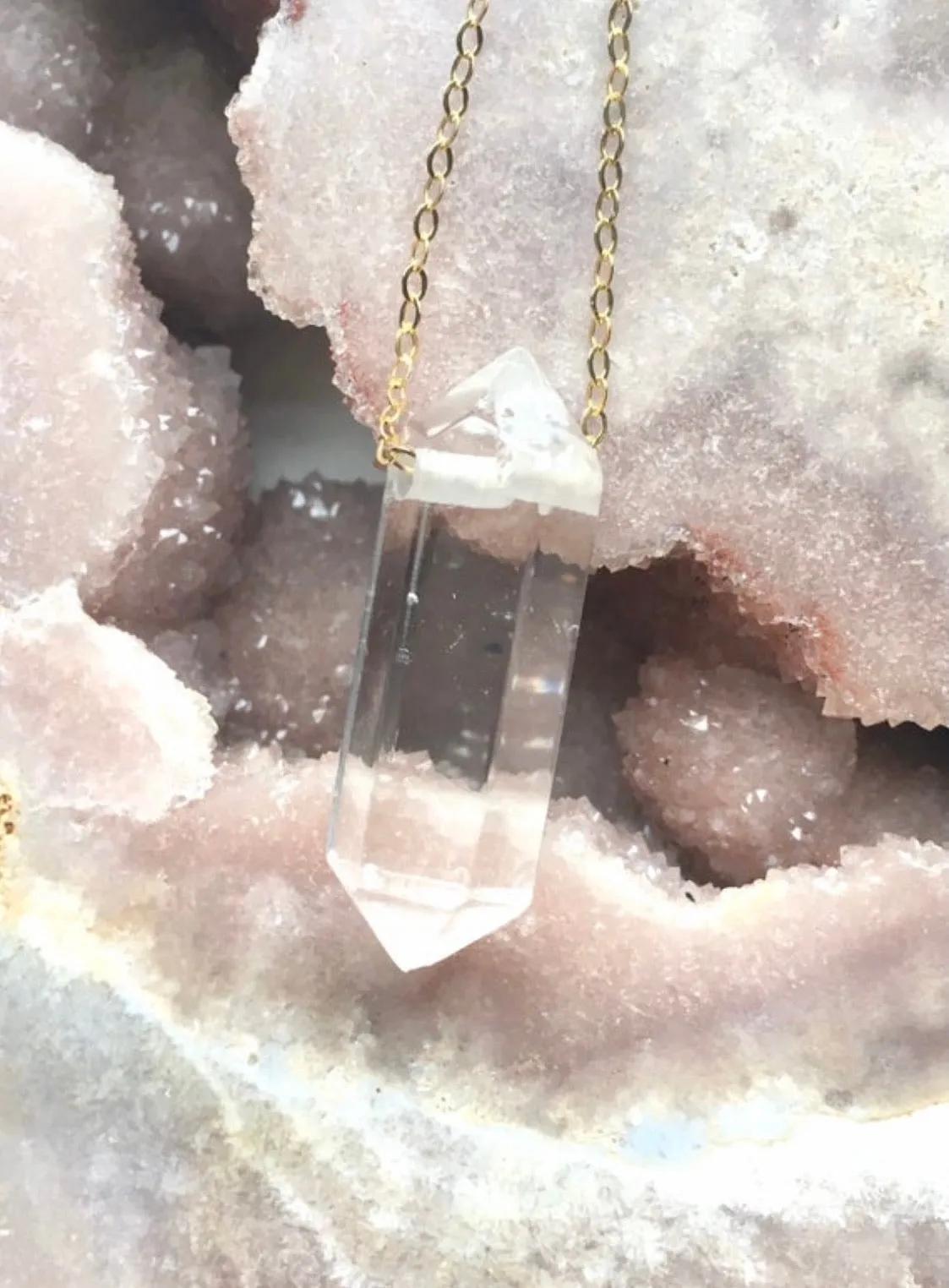 CLEAR QUARTZ NECKLACE • Raw Crystal Necklace - Crystal Healing Necklace - Quartz Jewelry