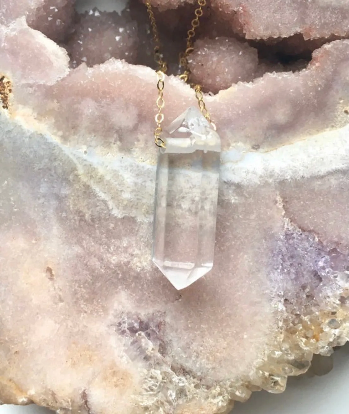 CLEAR QUARTZ NECKLACE • Raw Crystal Necklace - Crystal Healing Necklace - Quartz Jewelry