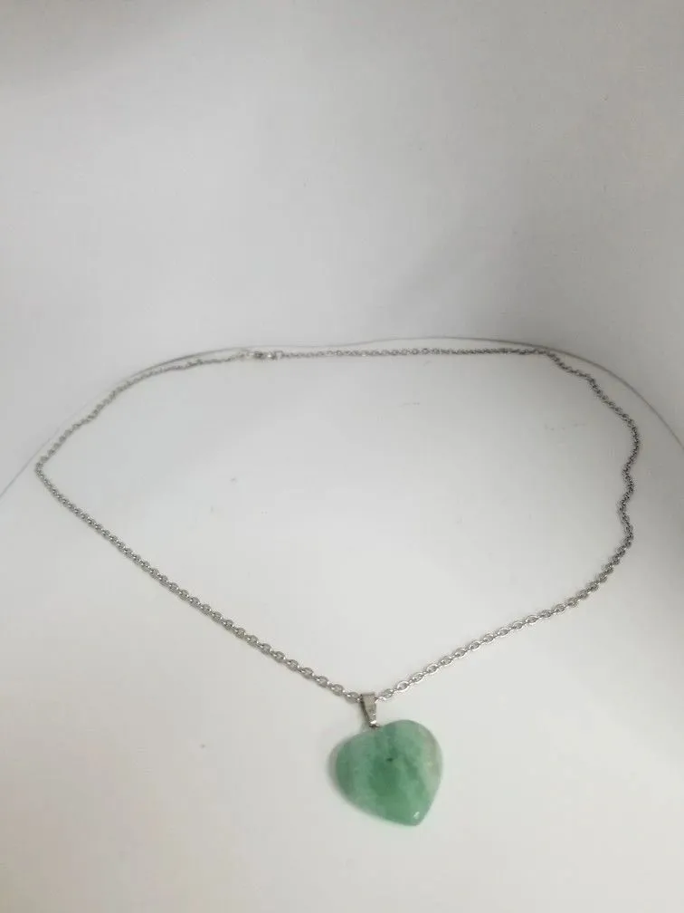 Cut Quartz Green Heart Pendant Necklace