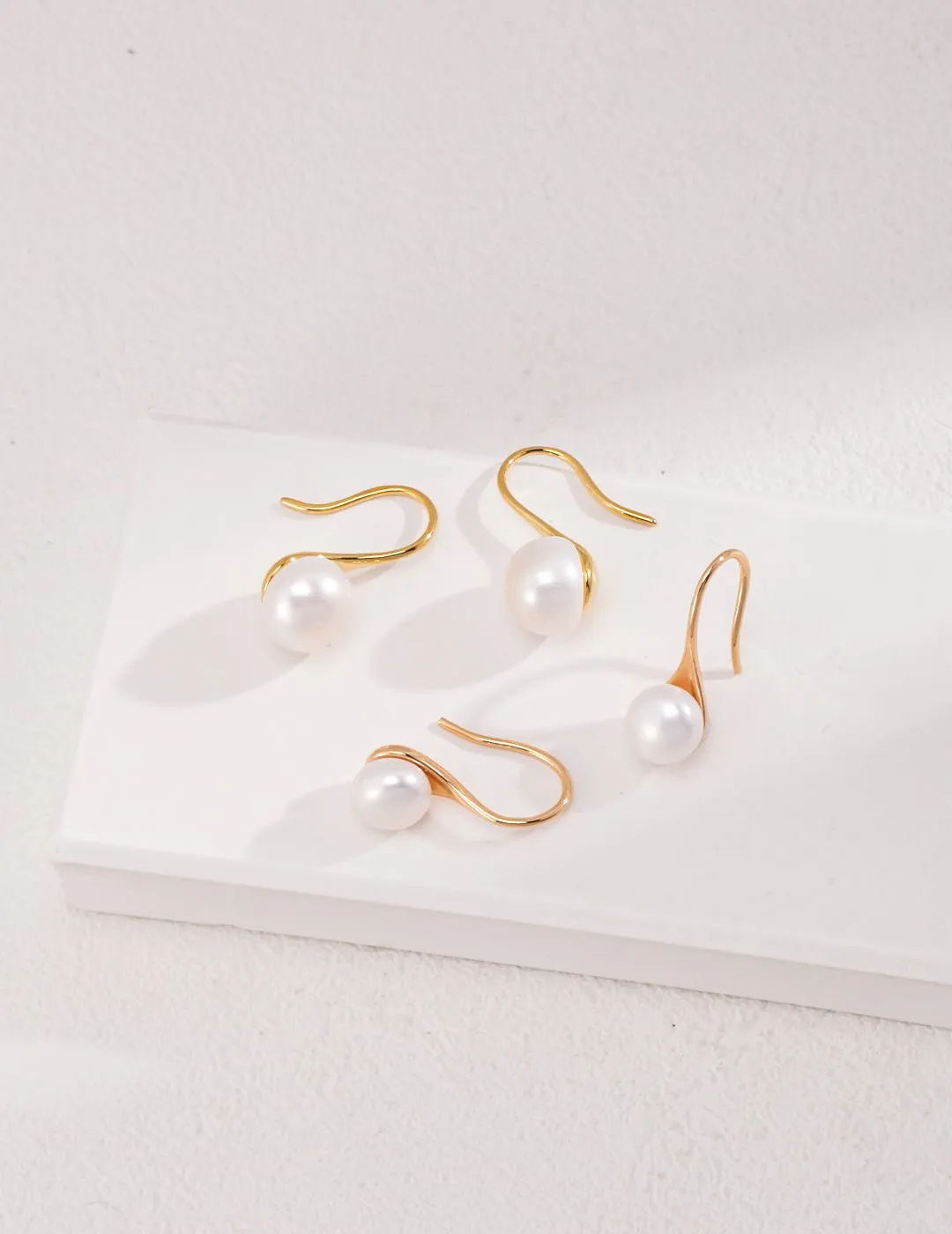 Daily Sterling Silver Natural Pearl Ear Hooks