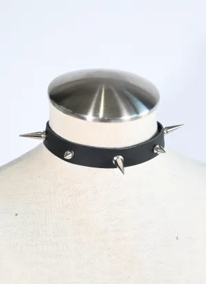 DAN 7:20 Spike Silver Choker