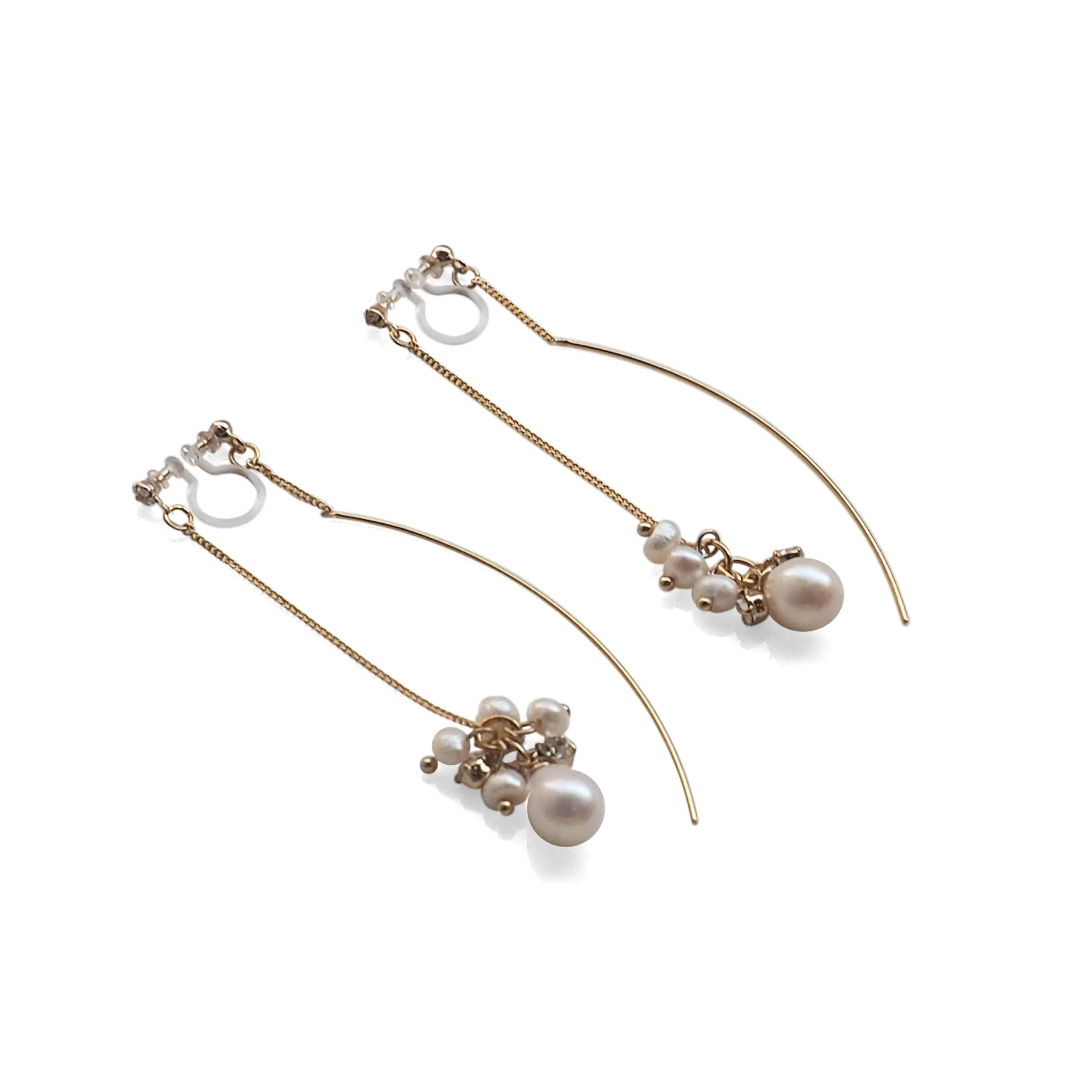 Double Sided White Freshwater Pearl Invisible Clip On Earrings (Gold tone)