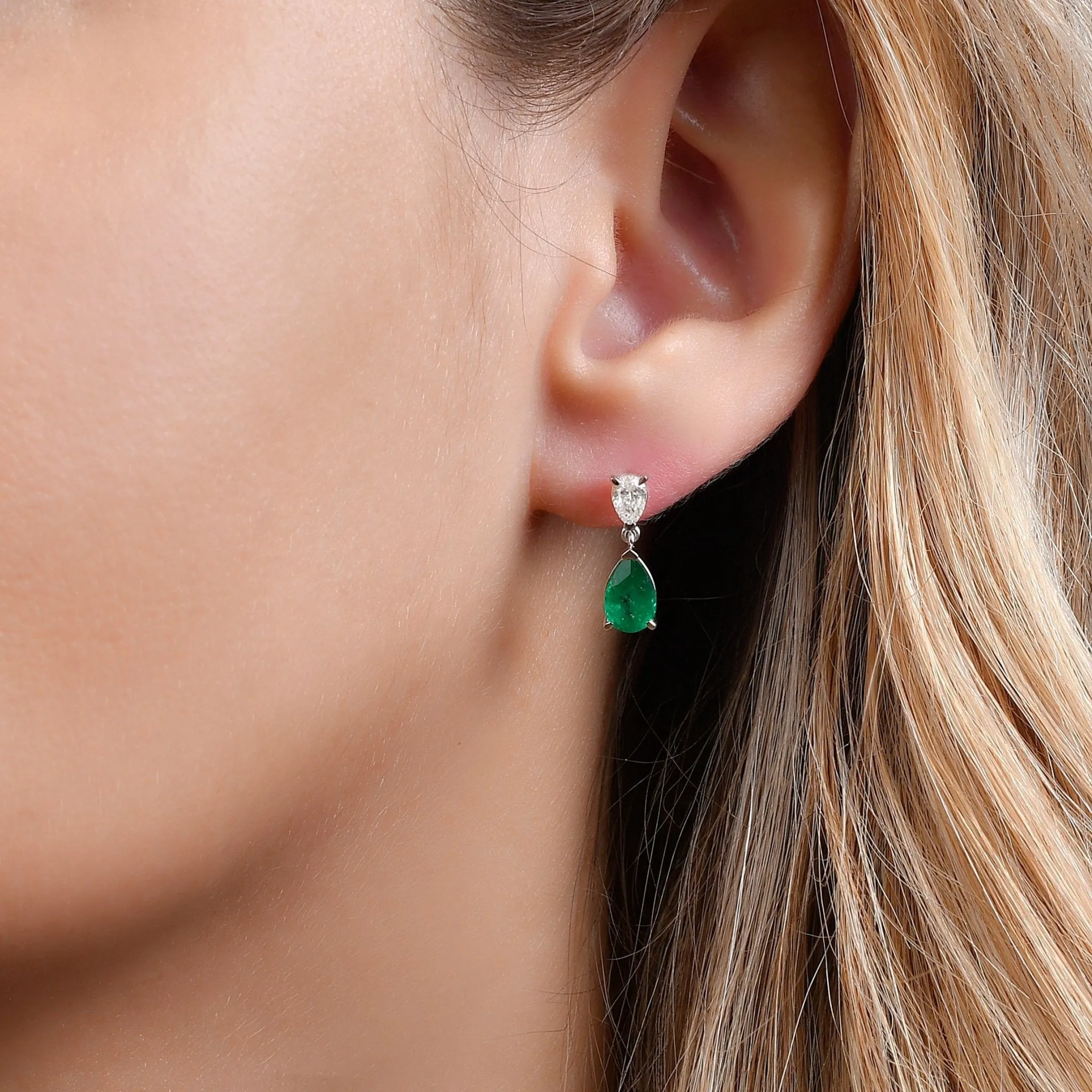 La Pera Earrings - WG