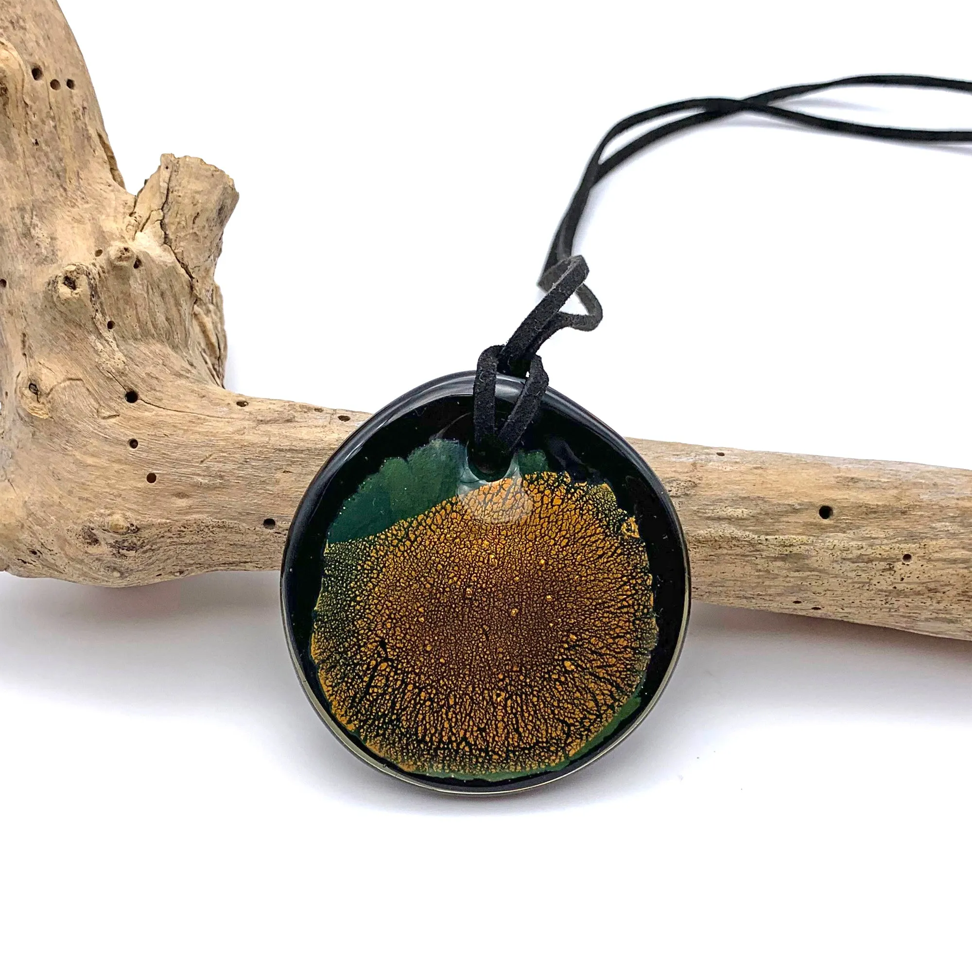 Necklace with brown topaz (amber) and gold on black Murano glass circular large pendant