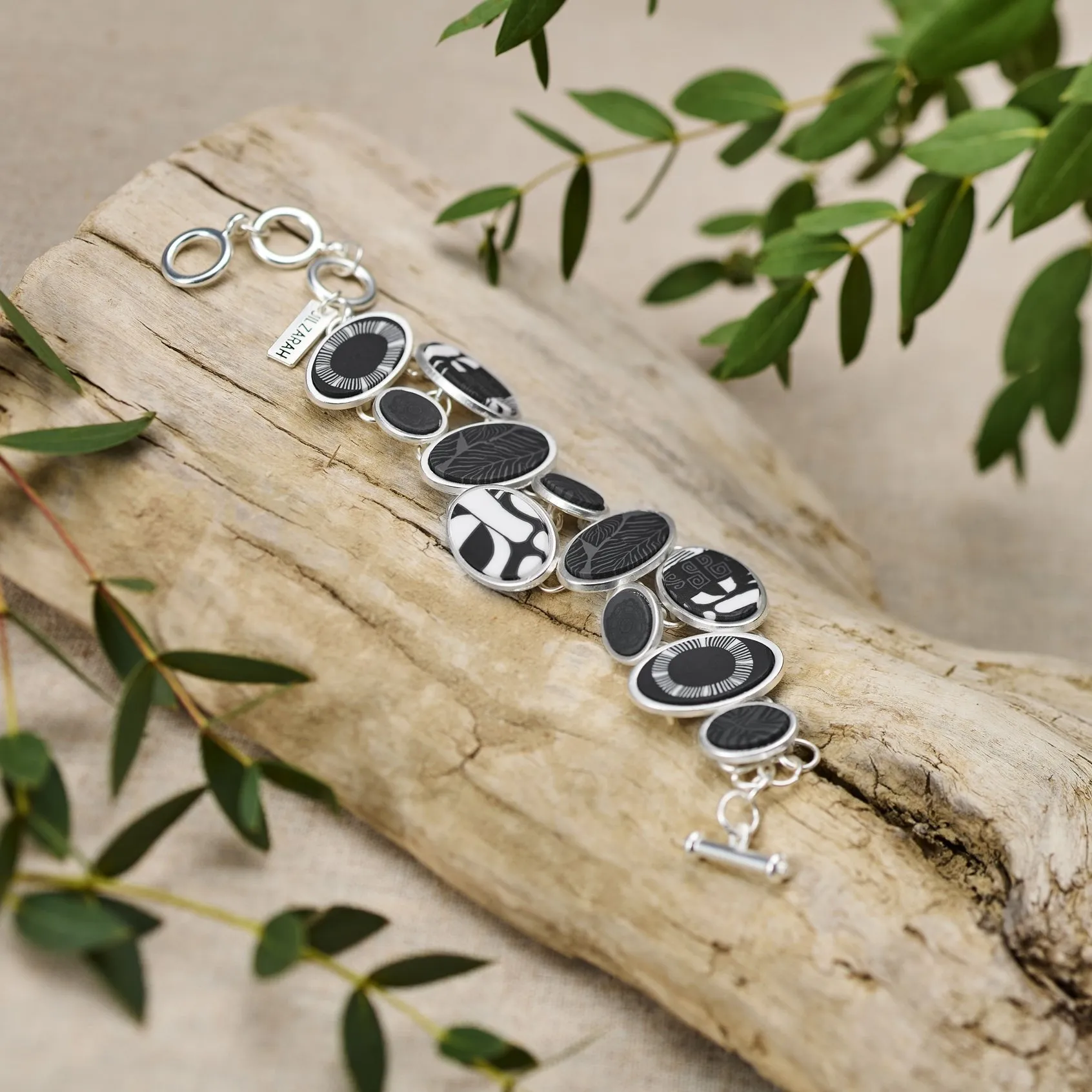 Noir Cobblestone Bracelet