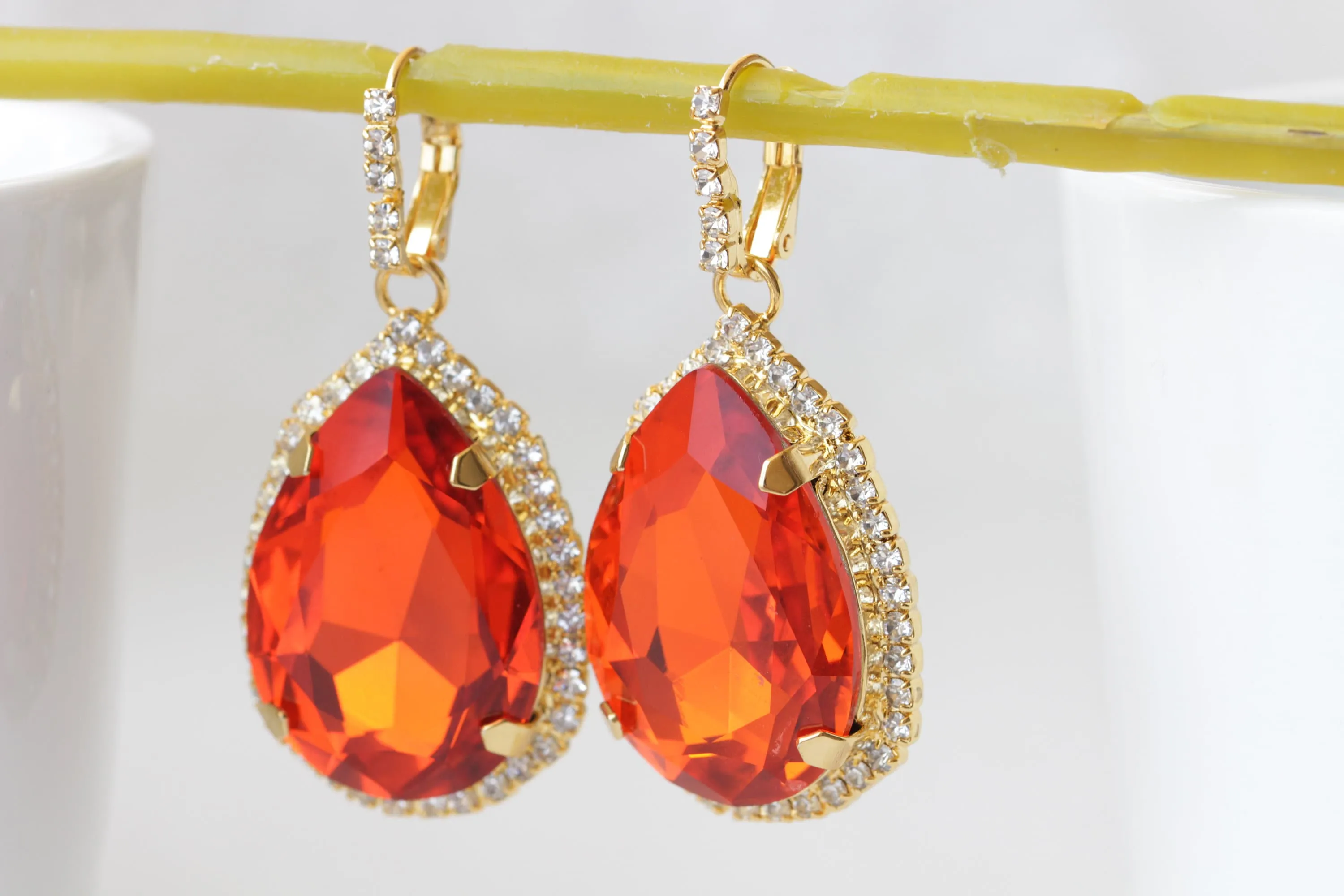 ORANGE TEARDROP EARRINGS