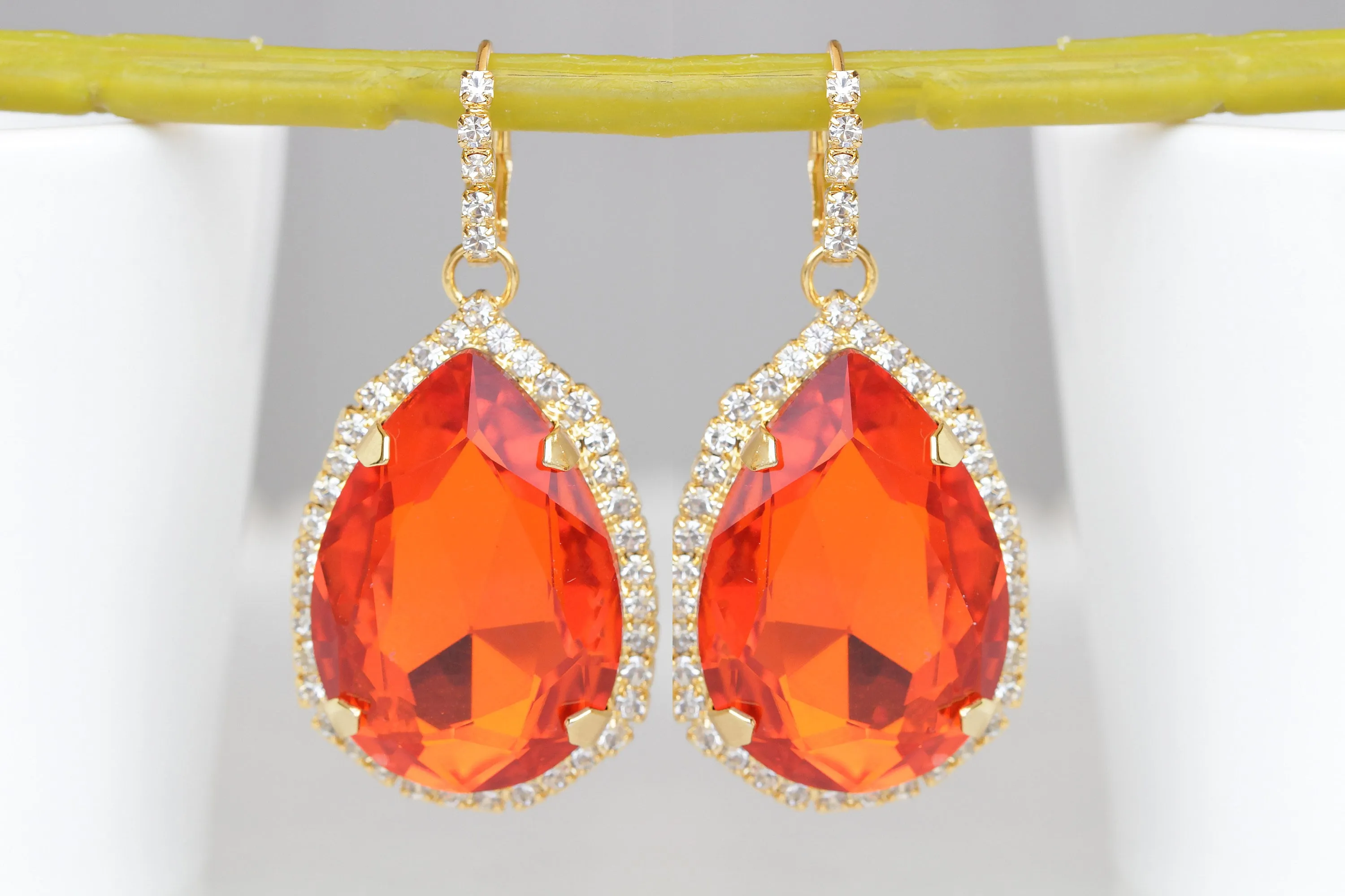 ORANGE TEARDROP EARRINGS