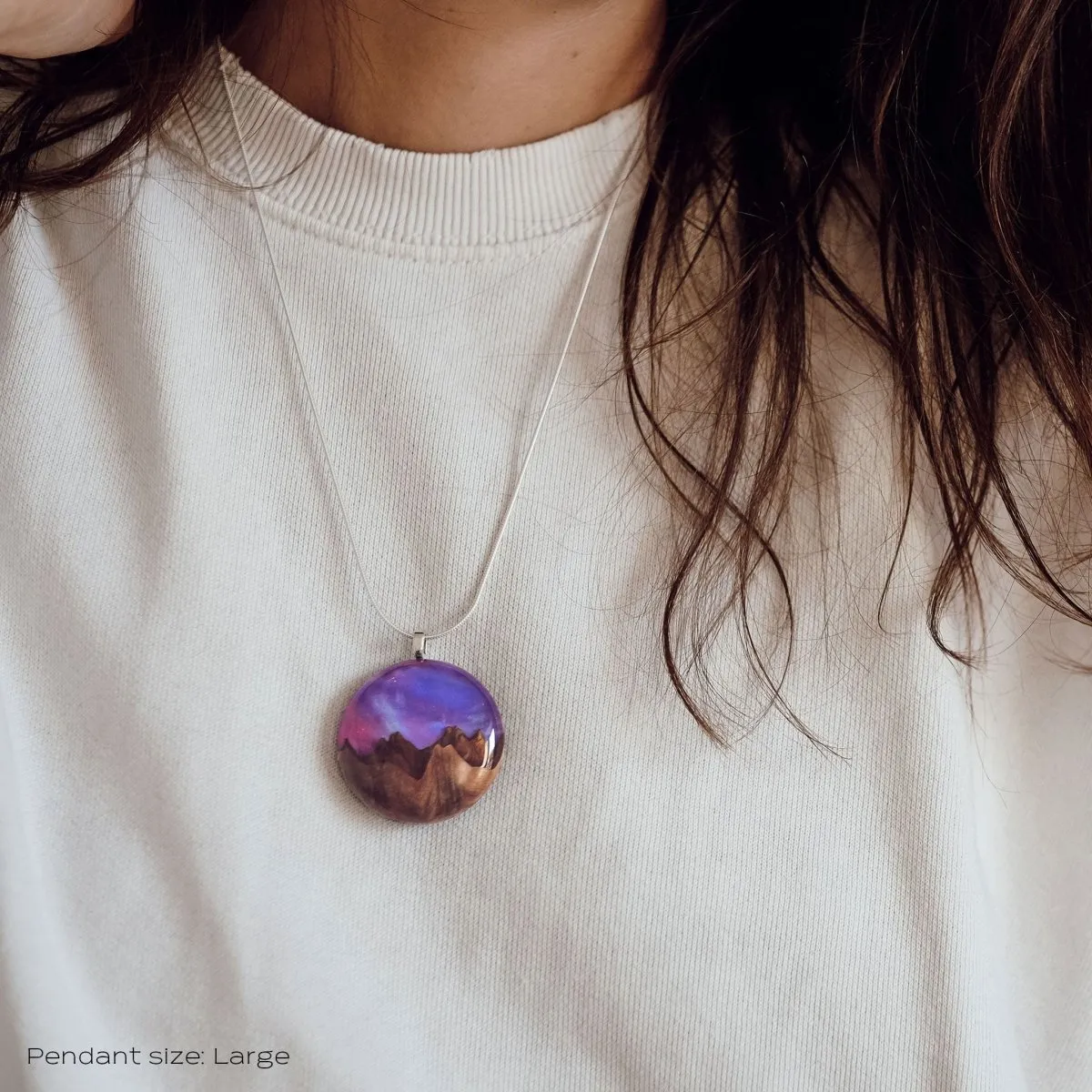 Purple Haze | opal pendant [round]