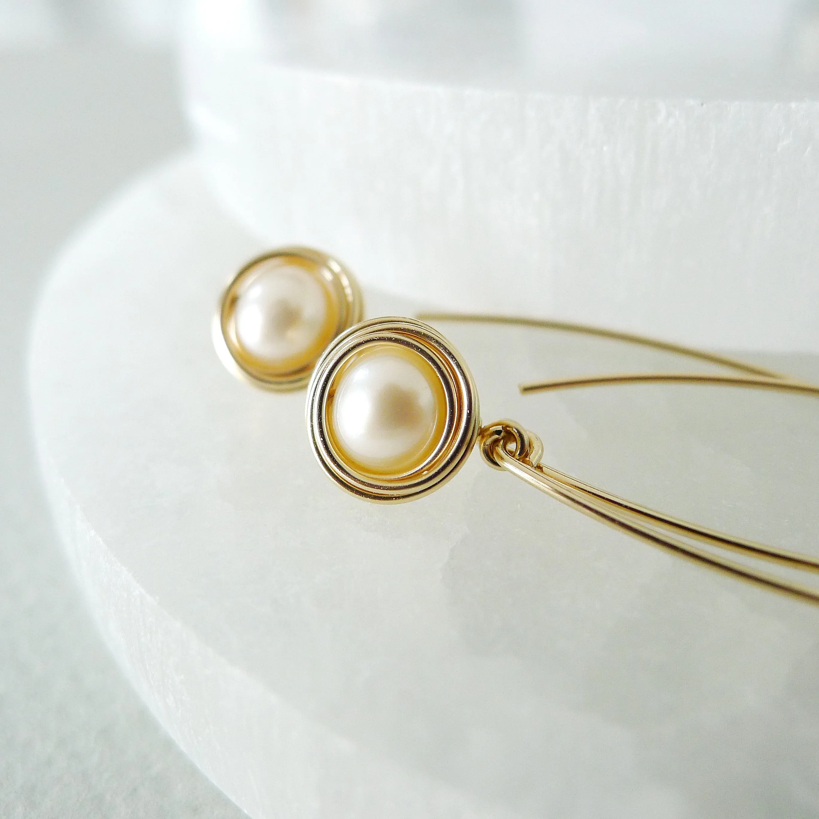 Scarlett Earrings / Freshwater Pearl