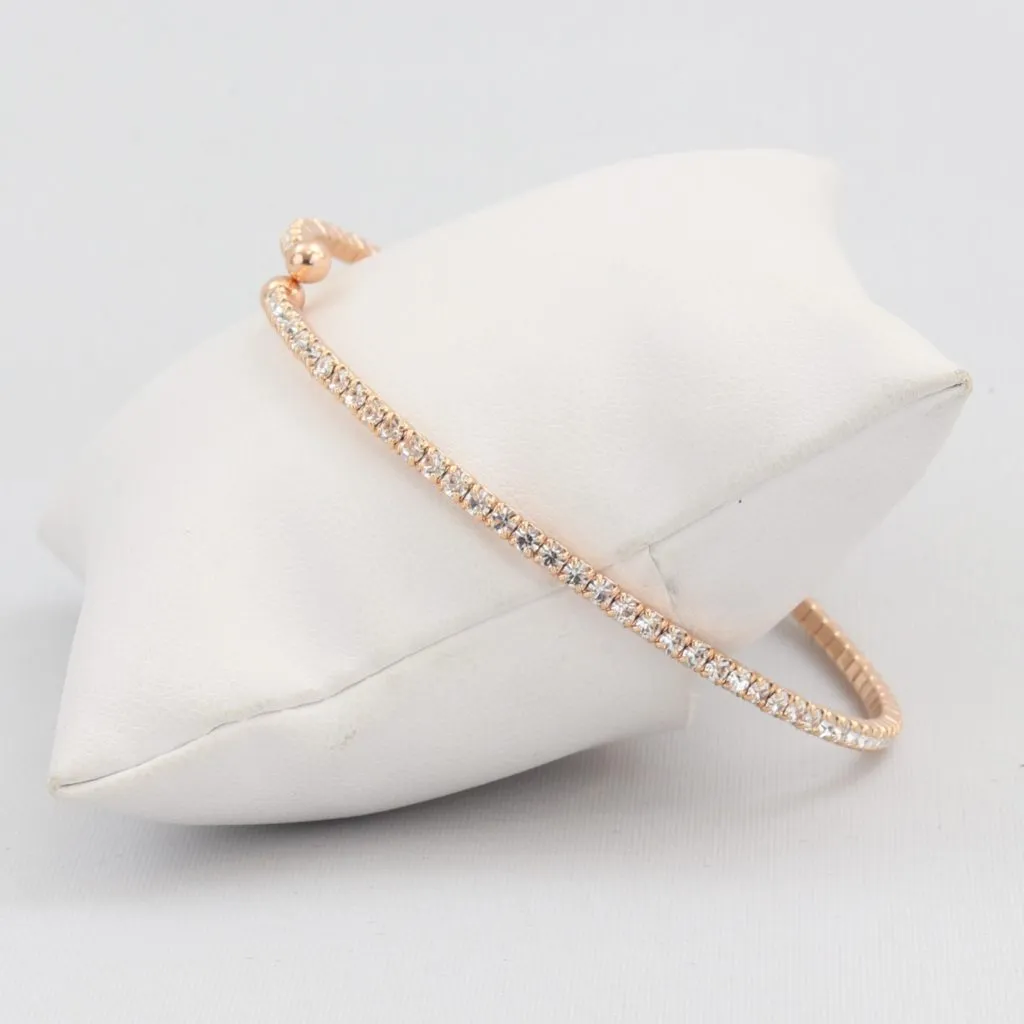 Small adjustable box-snake chain bracelet with inlaid diamond-like cubic zirconia crystals