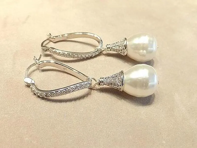 Sterling Silver pearl drop earring