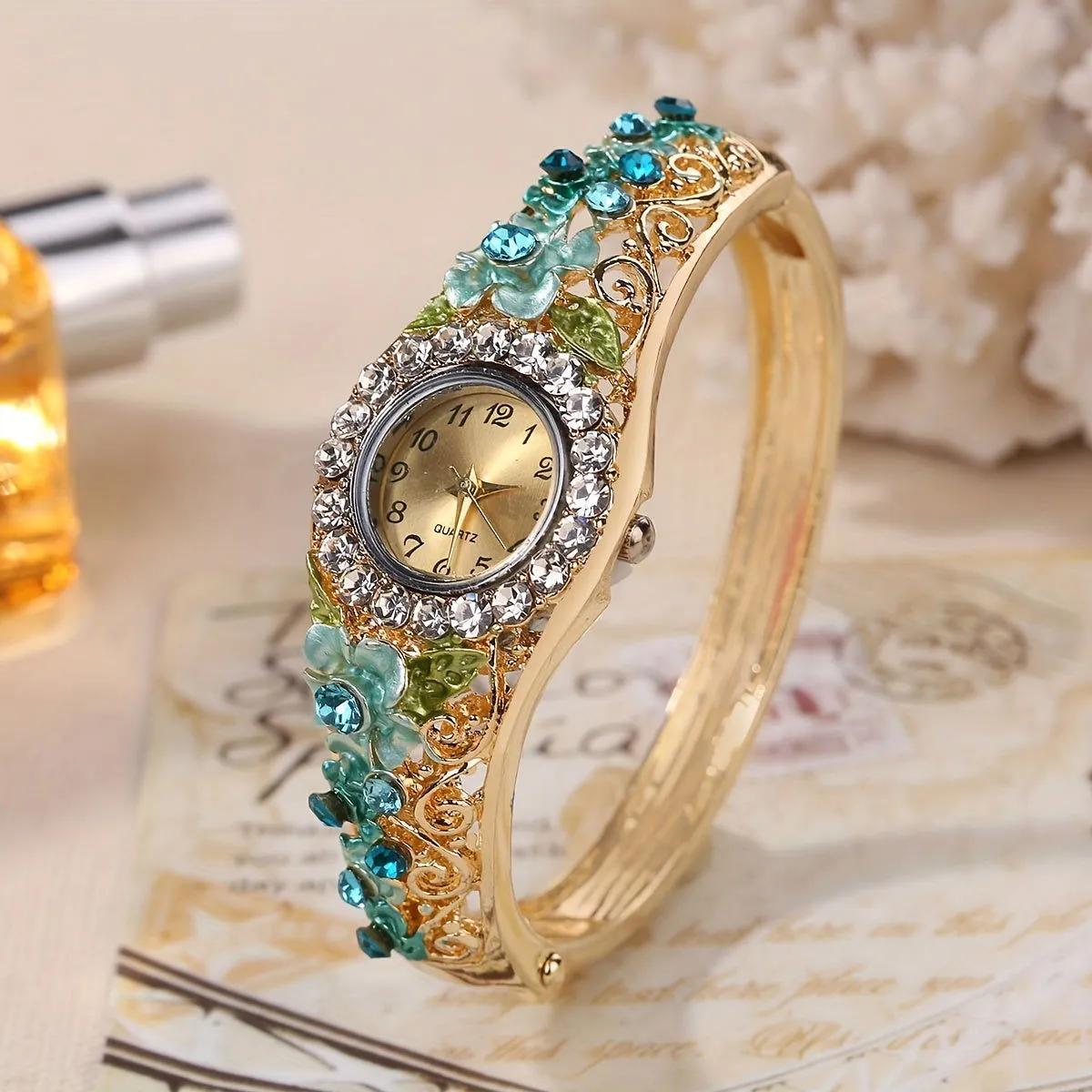 Vintage Flower Child Bangle Quartz Watch & Necklace Set