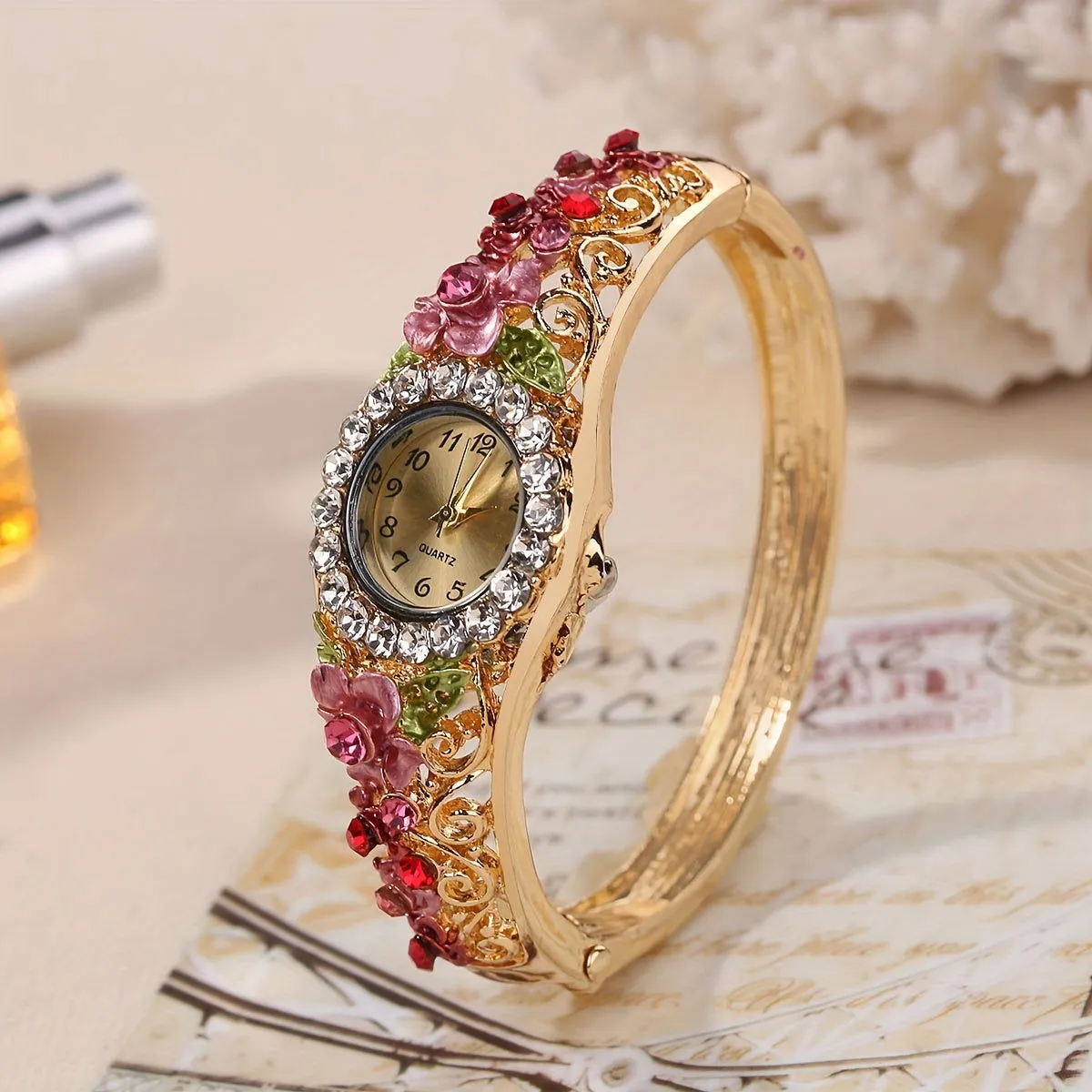 Vintage Flower Child Bangle Quartz Watch & Necklace Set